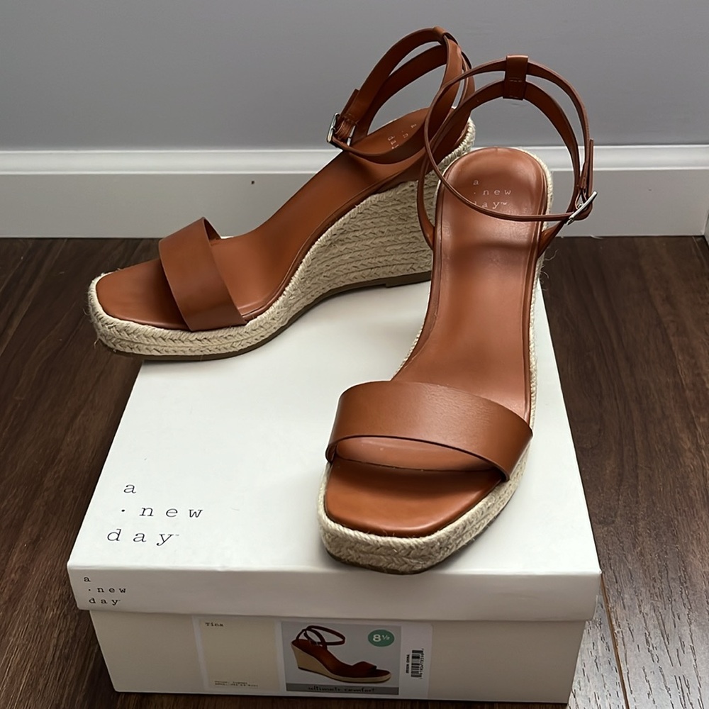a new day | Tina Wedges Cognac and Jute Size 8.5